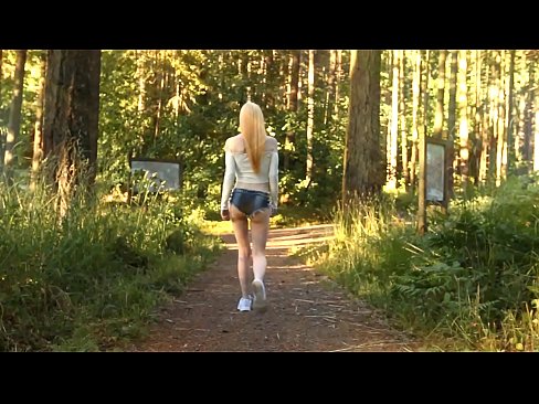 ❤️ Lepa ženska se premika počasi, ne goli video Porn video na porno sl.allo-sex.ru